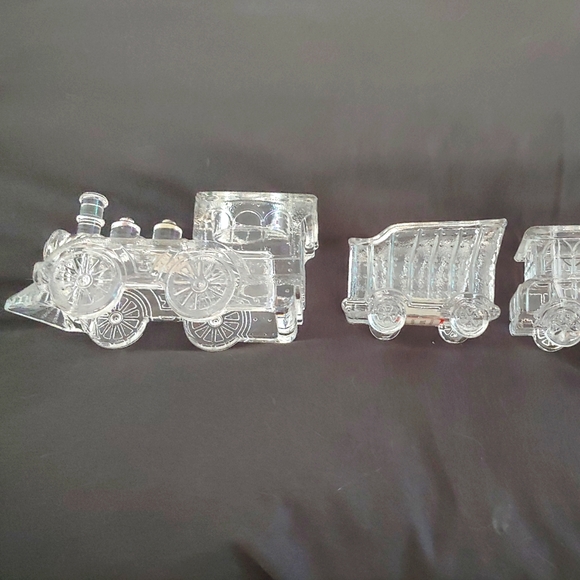 Fifth Avenue Crystal Ltd. 3 Piece Train Candle Holder - Picture 1 of 6
